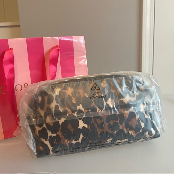Victoria's Secret Handbags - Sold out Victoria’s Secret Exotic Leopard Glam Bag